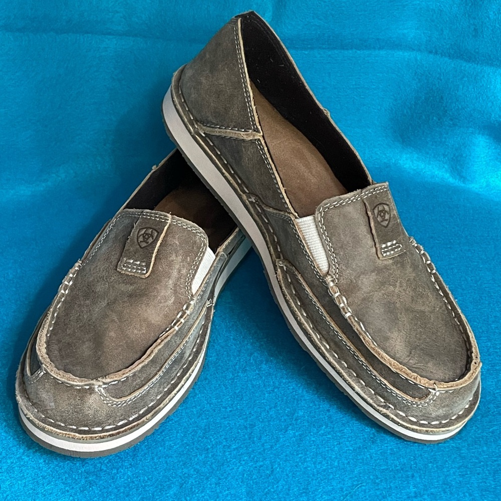 👞 Ariat Women’s Cruiser Slip on Casual Shoes. Genuine Leather. NWOB. 👞